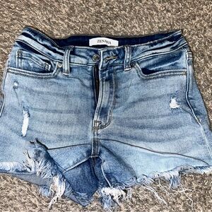 Zenana Outfitters Blue Jean Shorts with Distressed Hem